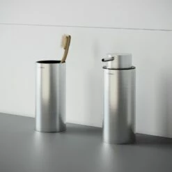 COSMIC Logic Stand-Seifenspender