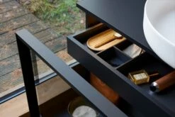 Duravit Vitrium Konsolenwaschtischunterbau Mit Ausschnitt 100 X 45,9 Cm, Mit Glasfront, Griff Graphit, Mit LED Licht -KEUCO Verkauf duravit vitrium badmoebel konsolenwaschtischunterbauten mit ausschnitt 12321490